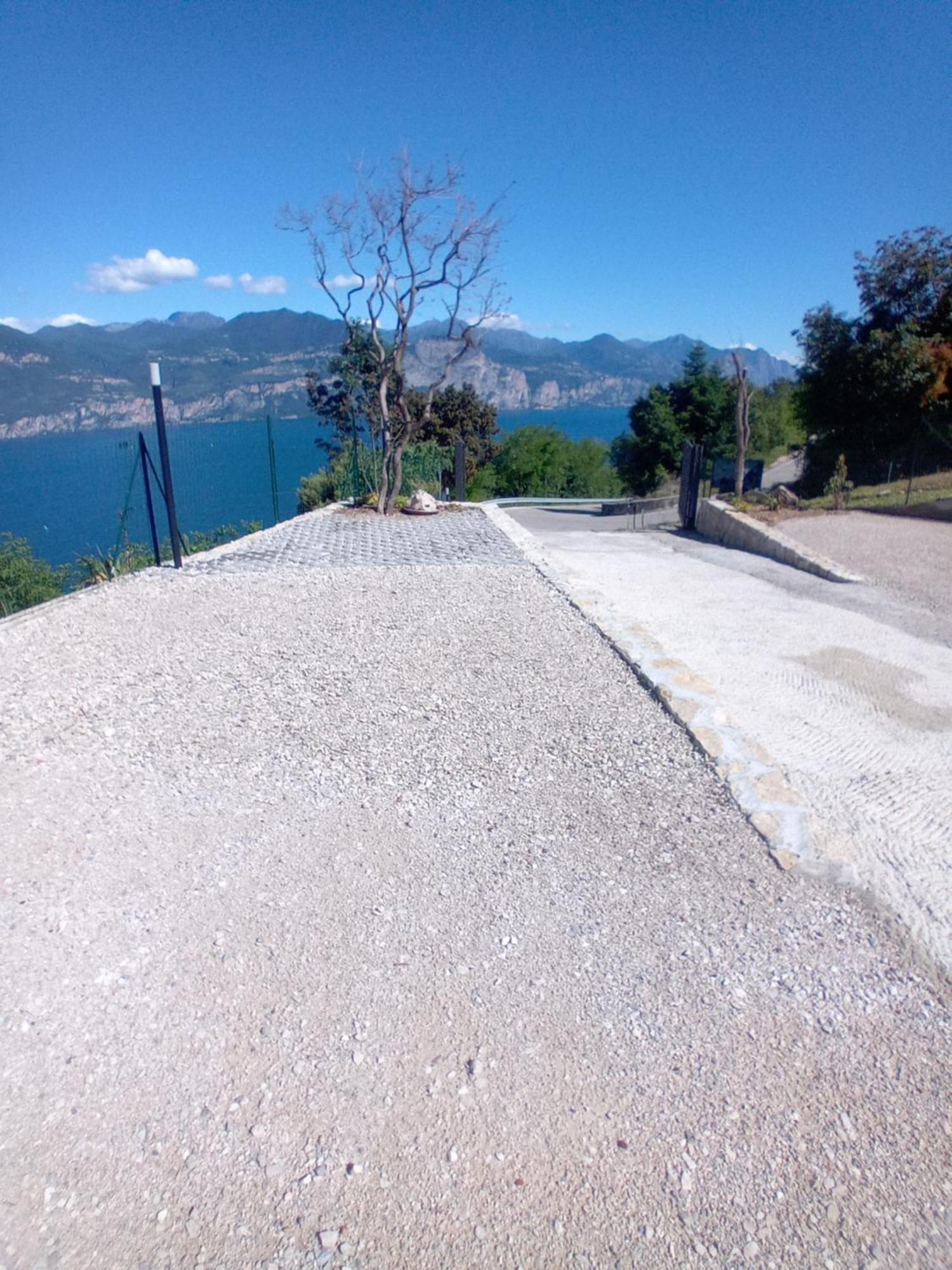 Отель Le Terrazze Sul Garda Relais Biaza Экстерьер фото
