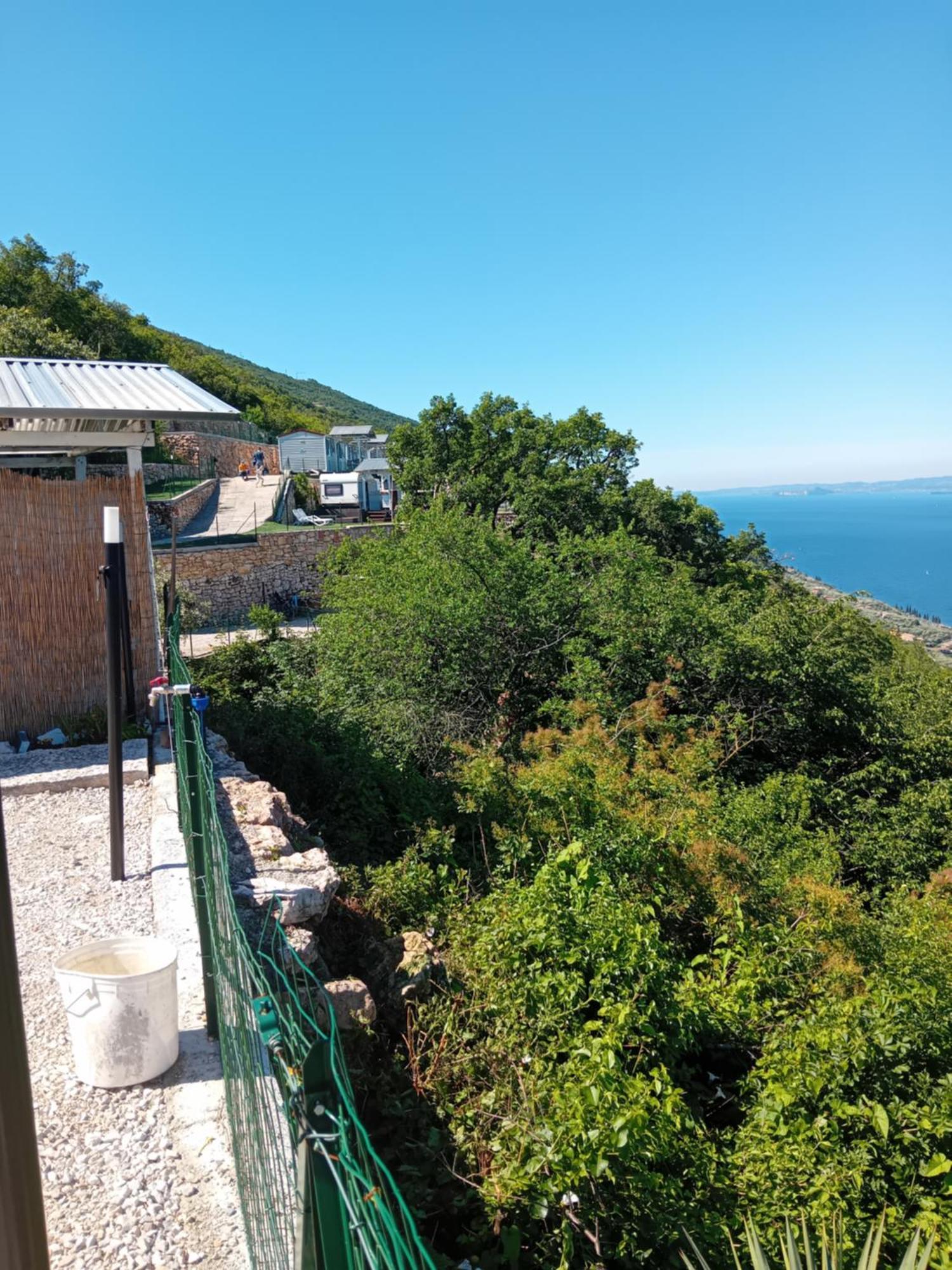 Отель Le Terrazze Sul Garda Relais Biaza Экстерьер фото